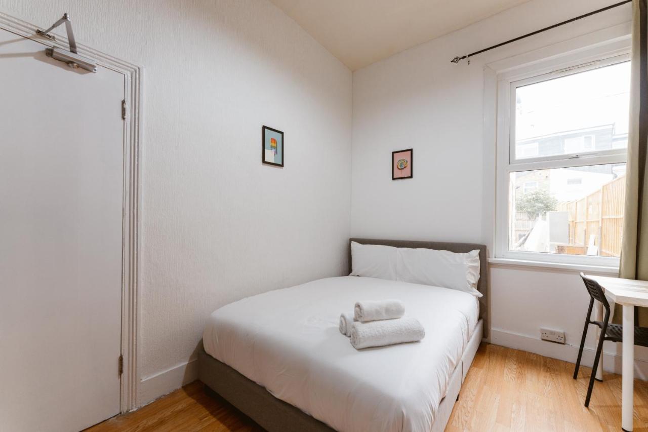 Great Rooms In Plaistow Лондон Екстериор снимка