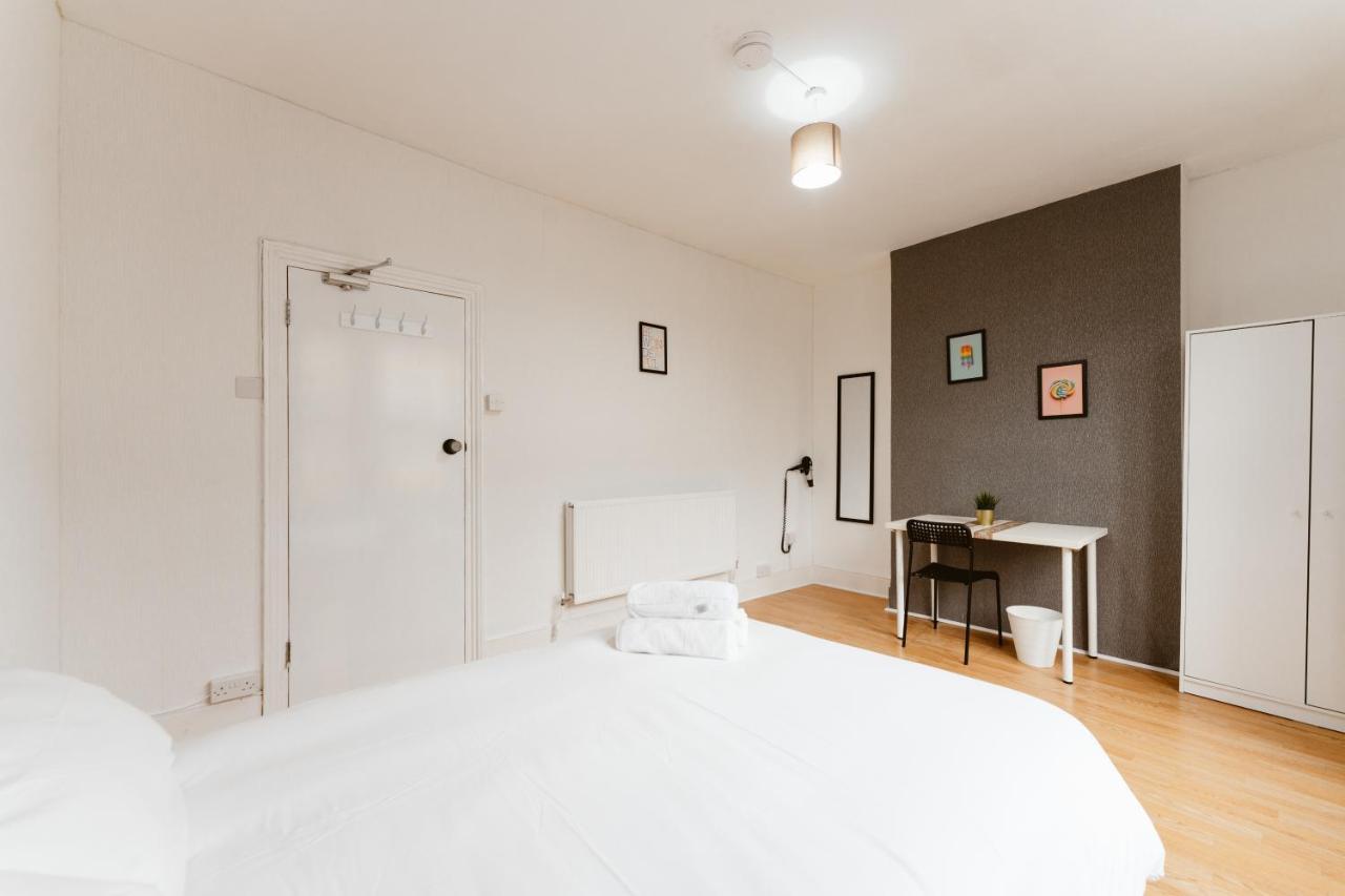 Great Rooms In Plaistow Лондон Екстериор снимка