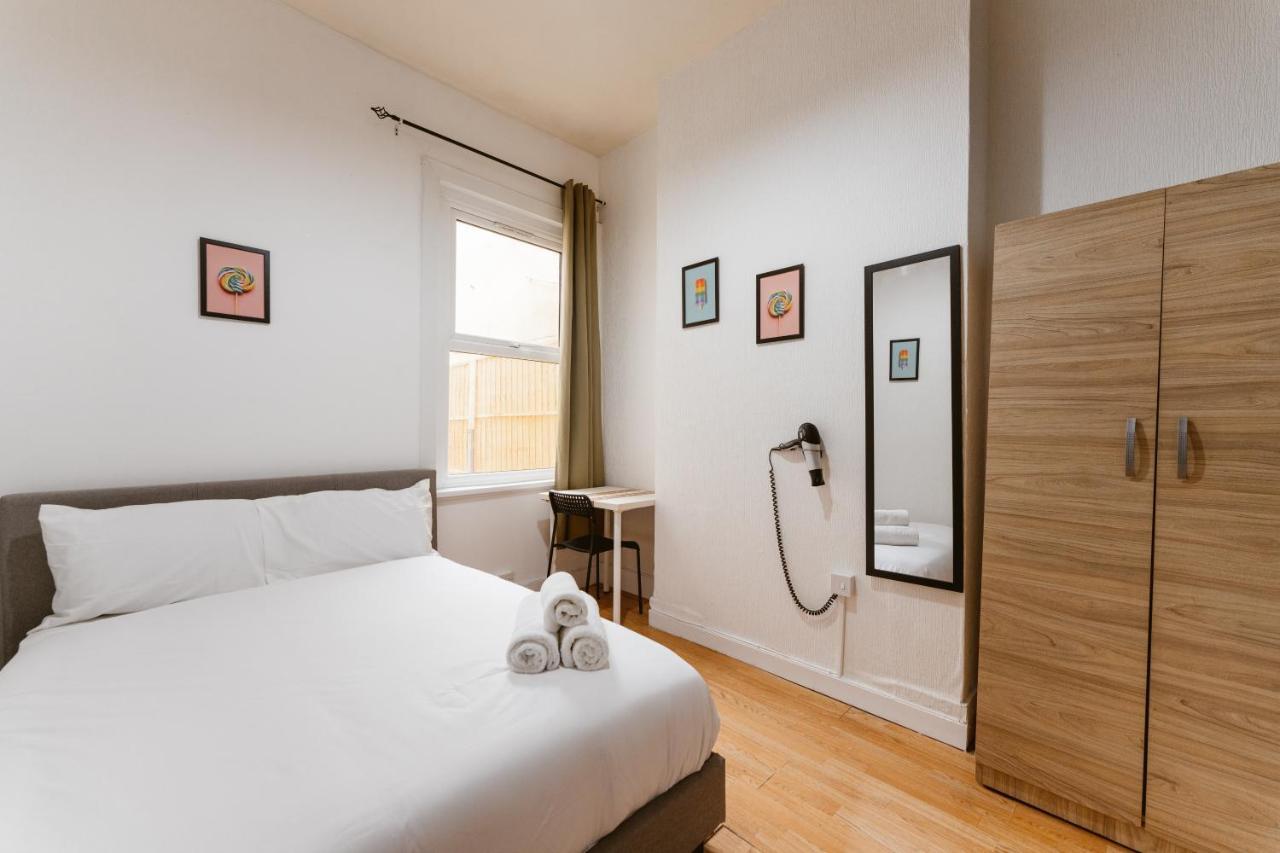 Great Rooms In Plaistow Лондон Екстериор снимка
