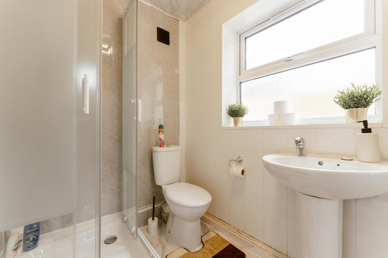 Great Rooms In Plaistow Лондон Екстериор снимка