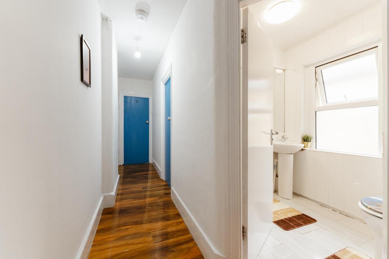 Great Rooms In Plaistow Лондон Екстериор снимка