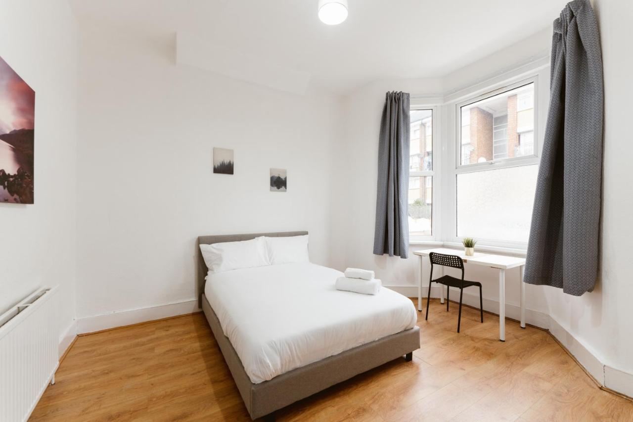 Great Rooms In Plaistow Лондон Екстериор снимка
